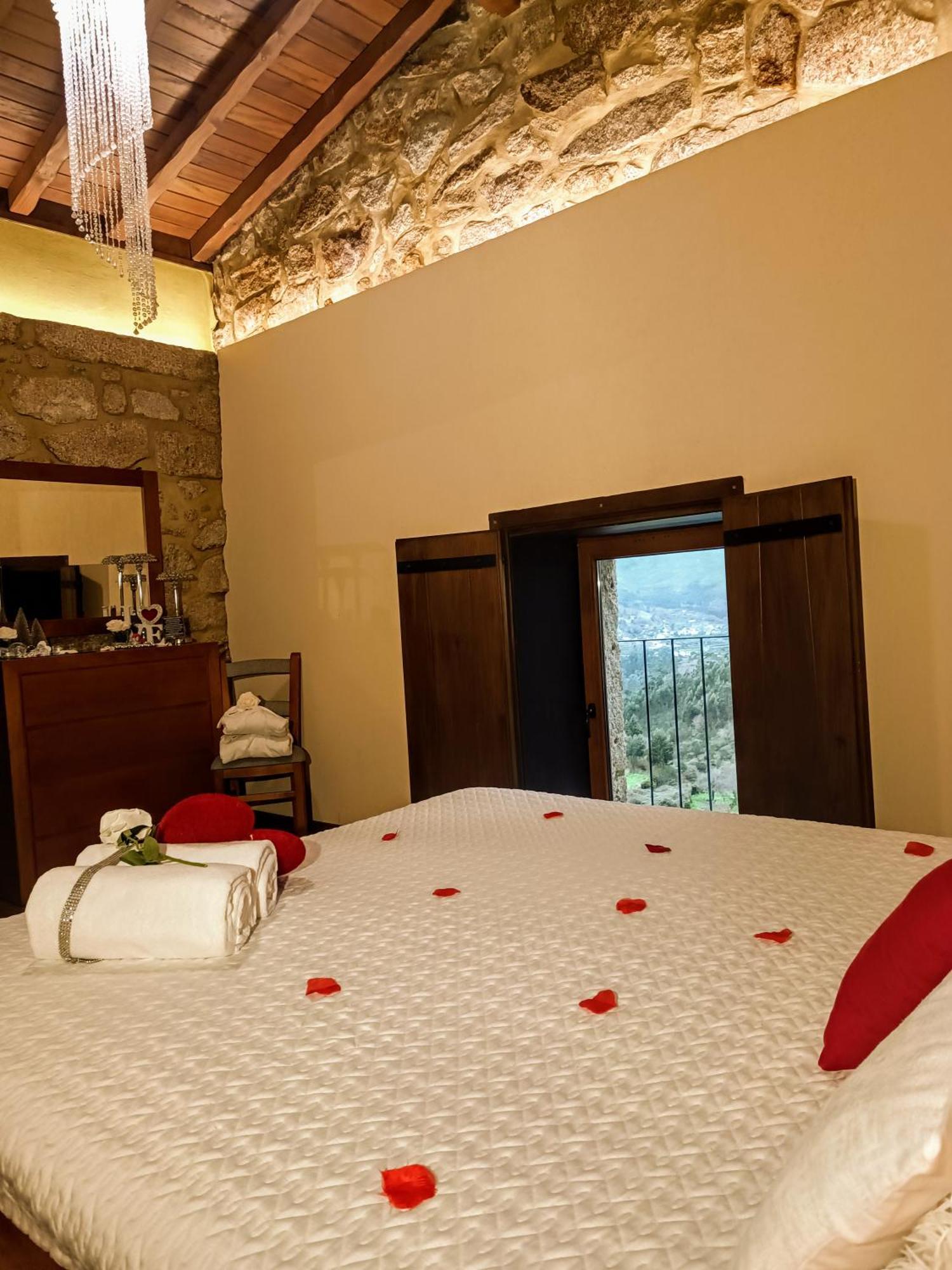 Hotel Casa Favo De Mel - Jacuzzi Privado & Lareira - Piscina Arcos de Valdevez Exteriér fotografie