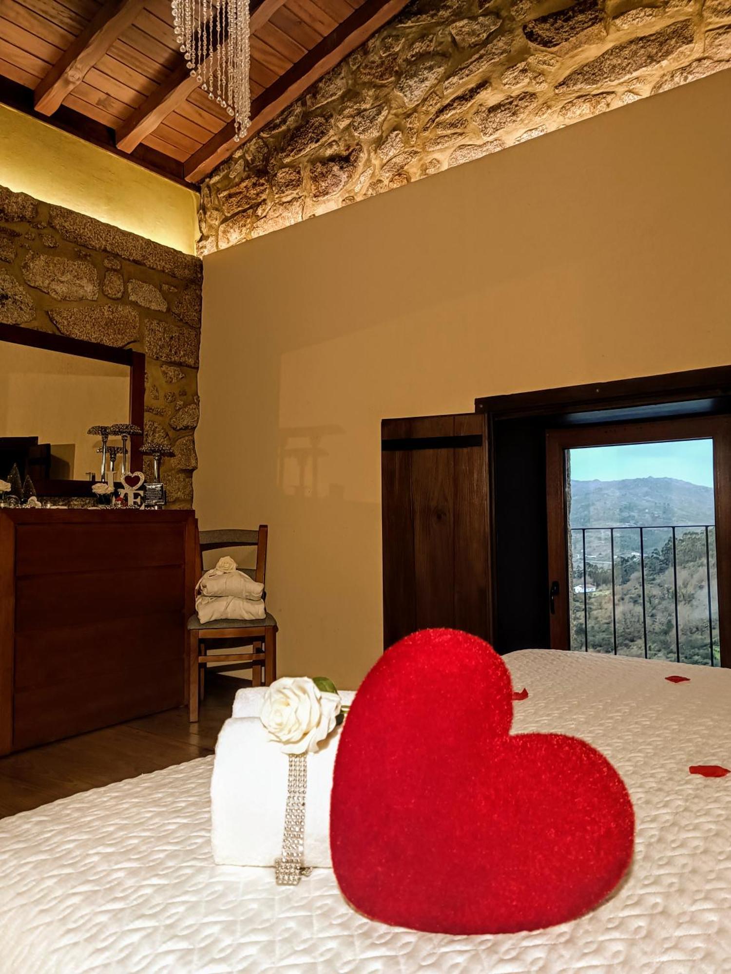 Hotel Casa Favo De Mel - Jacuzzi Privado & Lareira - Piscina Arcos de Valdevez Exteriér fotografie
