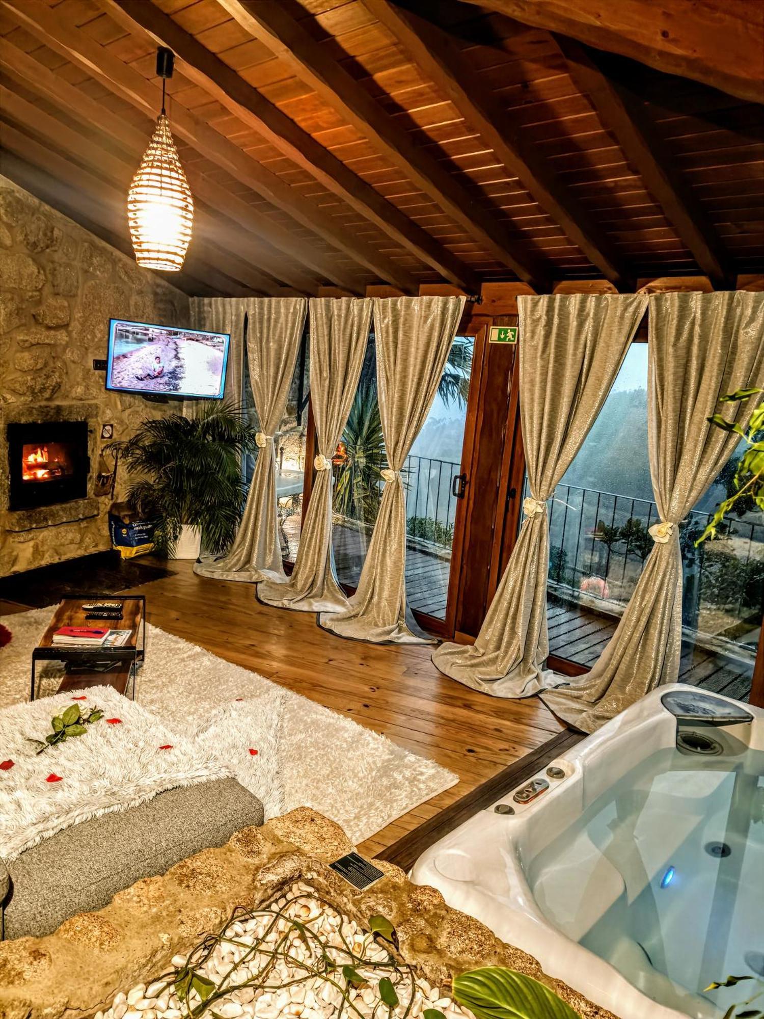 Hotel Casa Favo De Mel - Jacuzzi Privado & Lareira - Piscina Arcos de Valdevez Exteriér fotografie